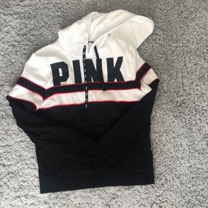 Cute PINK VS Sweatshirt